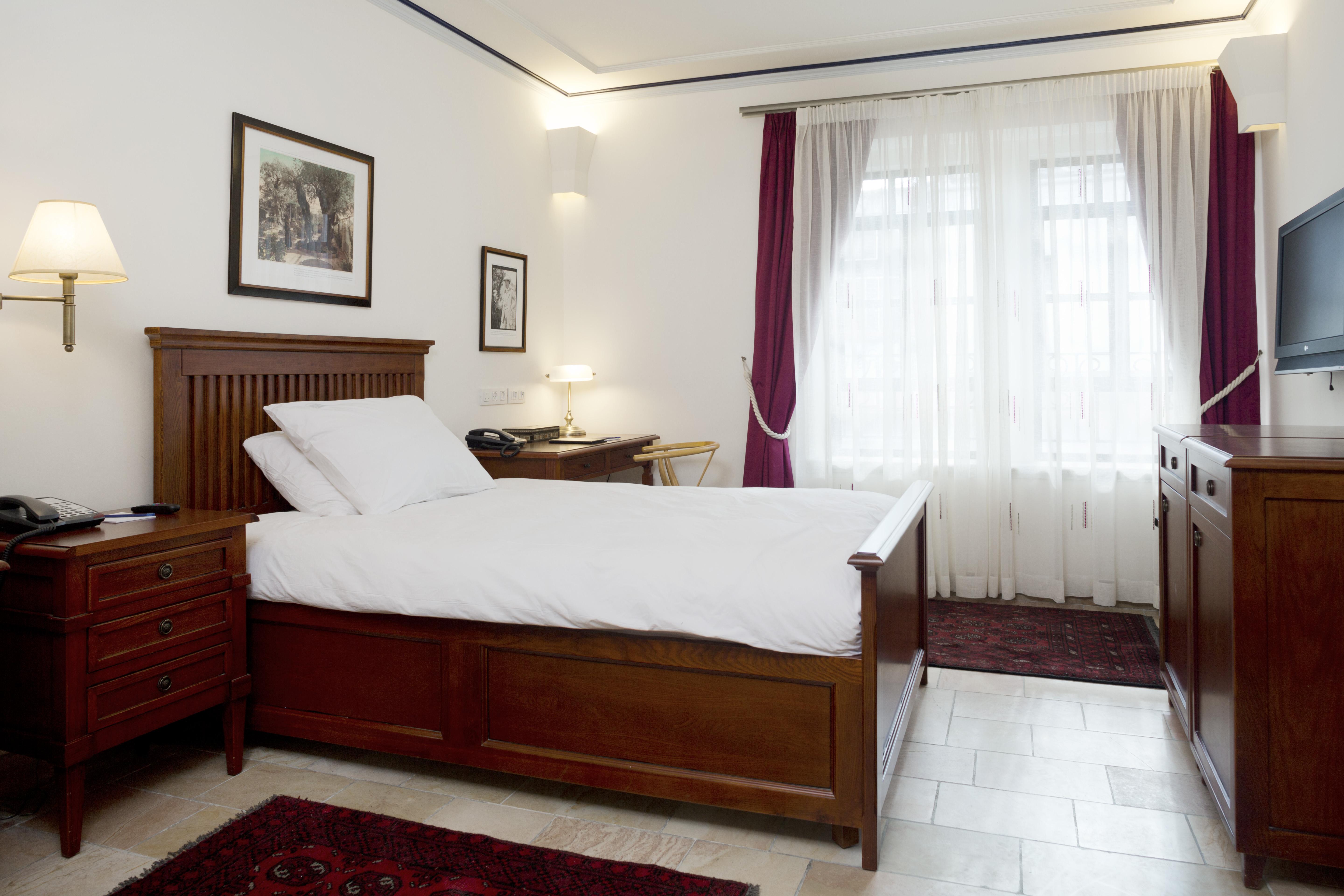 The American Colony Hotel - Small Luxury Hotels Of The World Jerusalem Room photo A bedroom at the hotel